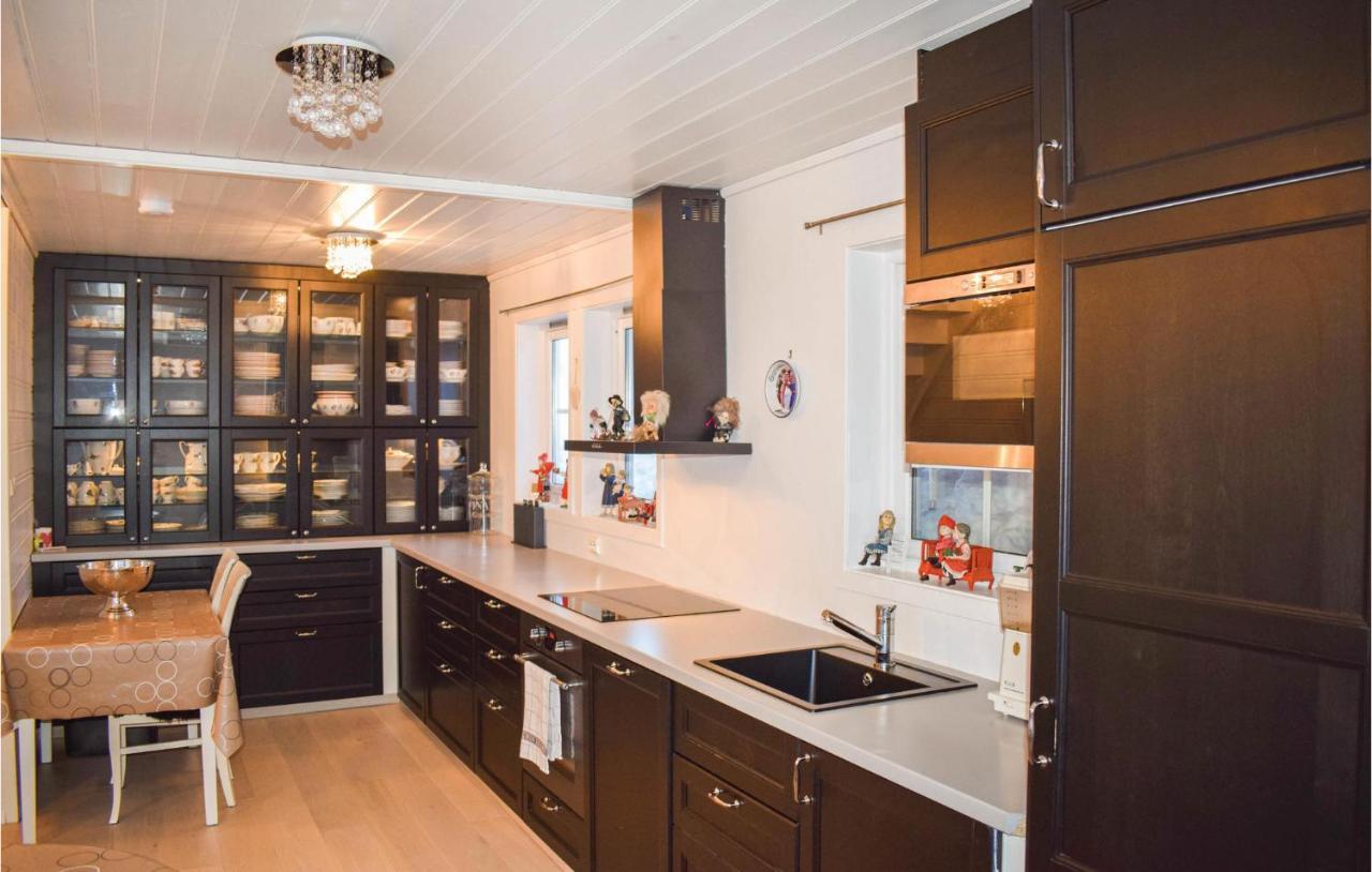 5 Bedroom Cozy Home In Norheimsund Εξωτερικό φωτογραφία